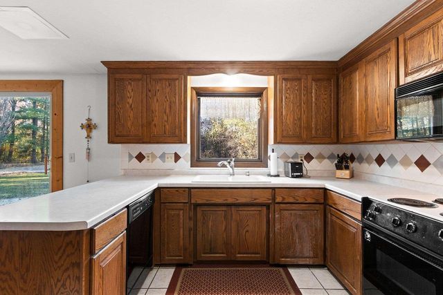 1485 W MARHILL ROAD, Green Bay, WI 54313