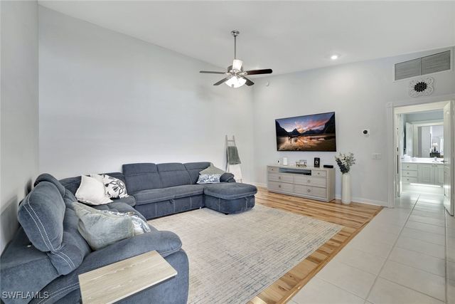 4724 Maupiti WAY, Naples, FL 34119