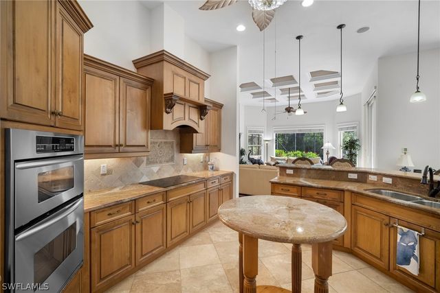 7620 Palmer CT, Naples, FL 34113