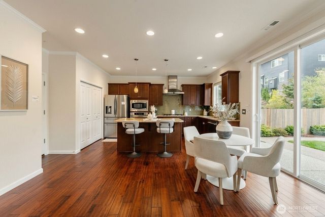 7640 NE 195th Street, Kenmore, WA 98028