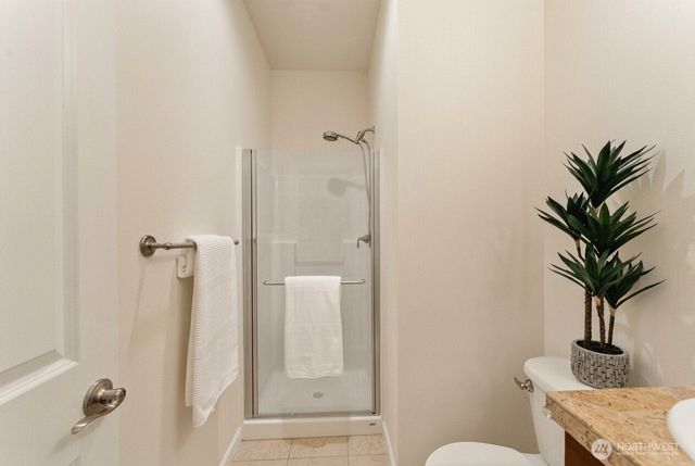 7640 NE 195th Street, Kenmore, WA 98028