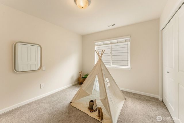 7640 NE 195th Street, Kenmore, WA 98028