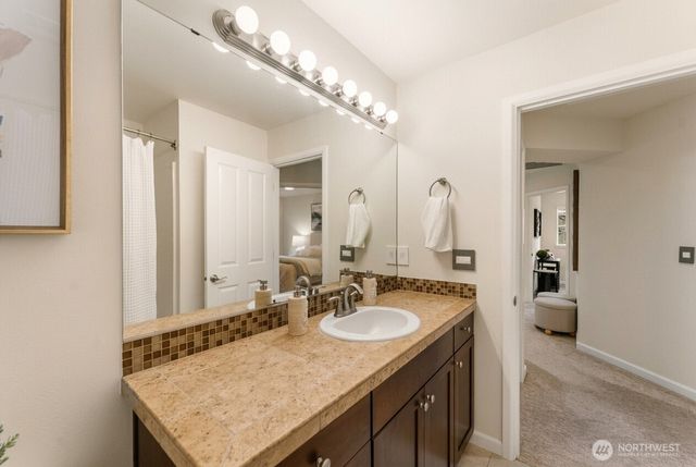 7640 NE 195th Street, Kenmore, WA 98028