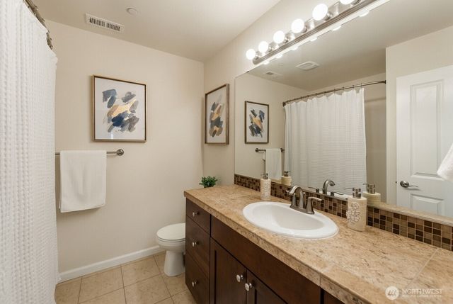 7640 NE 195th Street, Kenmore, WA 98028