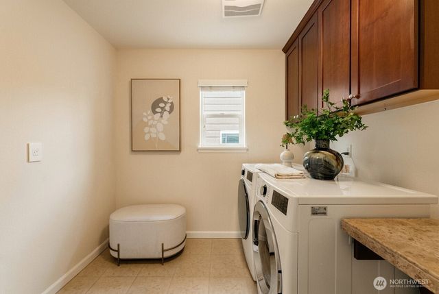 7640 NE 195th Street, Kenmore, WA 98028