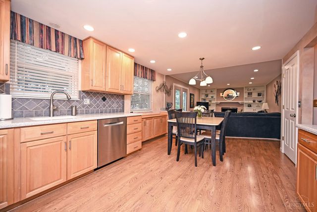 4498 Edenton Lane, Blue Ash, OH 45242