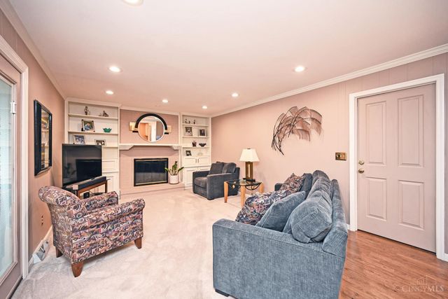 4498 Edenton Lane, Blue Ash, OH 45242