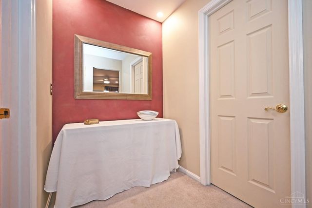 4498 Edenton Lane, Blue Ash, OH 45242