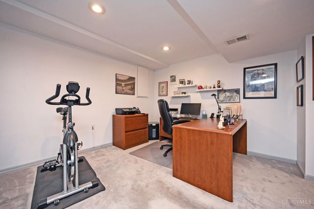 4498 Edenton Lane, Blue Ash, OH 45242