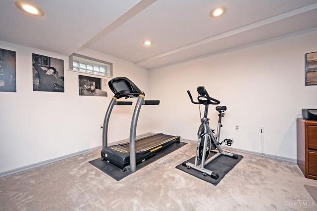 4498 Edenton Lane, Blue Ash, OH 45242