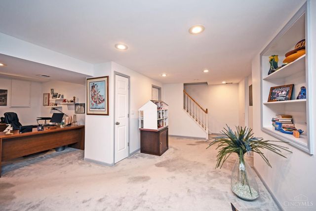 4498 Edenton Lane, Blue Ash, OH 45242