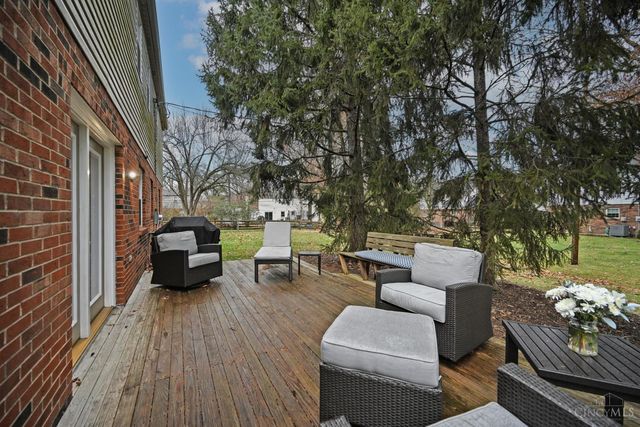 4498 Edenton Lane, Blue Ash, OH 45242