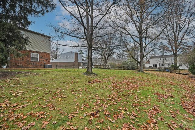 4498 Edenton Lane, Blue Ash, OH 45242