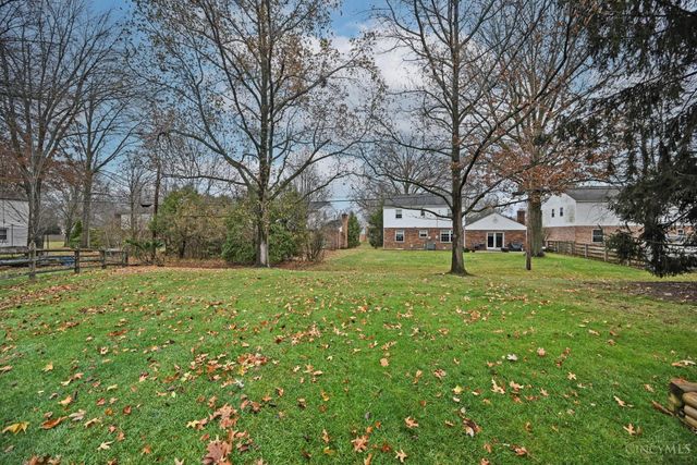 4498 Edenton Lane, Blue Ash, OH 45242