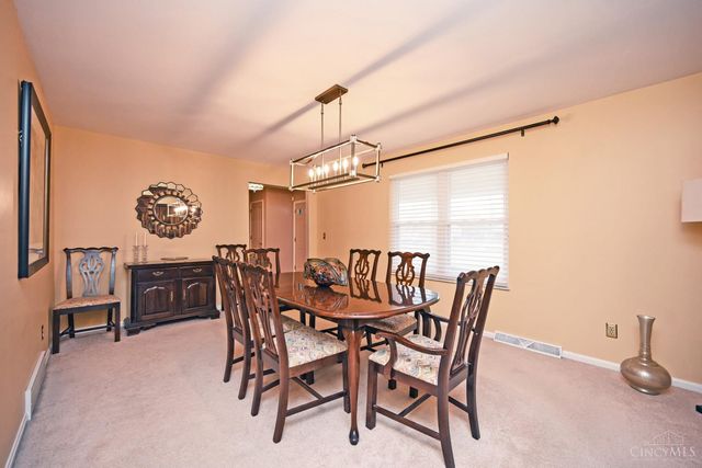 4498 Edenton Lane, Blue Ash, OH 45242