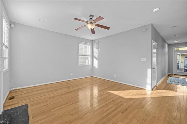 2421 Tranquility LN, Virginia Beach, VA 23455