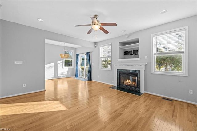 2421 Tranquility LN, Virginia Beach, VA 23455