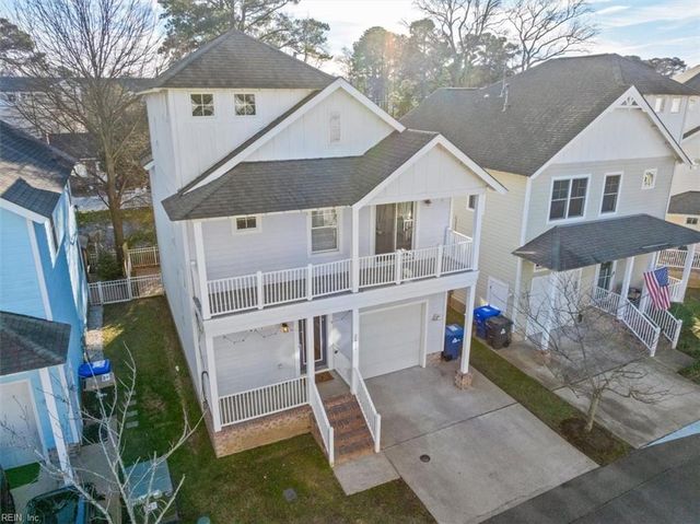 2421 Tranquility LN, Virginia Beach, VA 23455