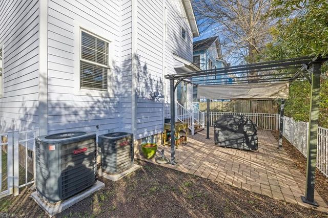 2421 Tranquility LN, Virginia Beach, VA 23455