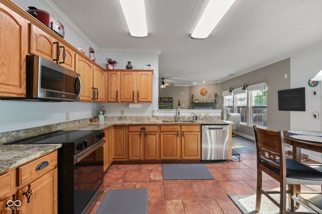 8603 Belle Union Court, Camby, IN 46113