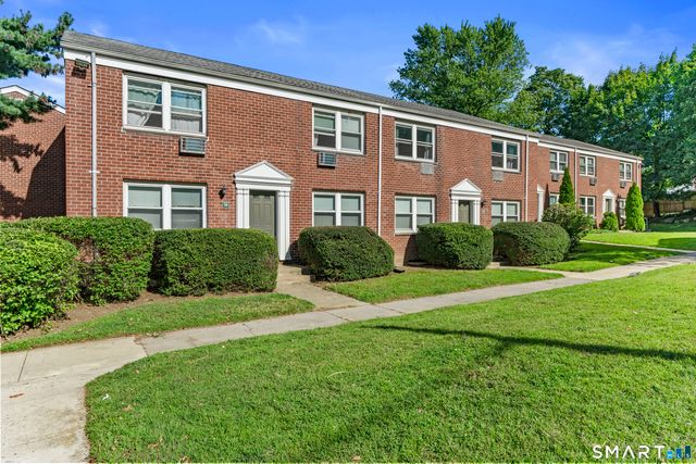 13 Hamilton Court C, Stamford, CT 06902