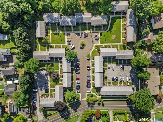 13 Hamilton Court C, Stamford, CT 06902