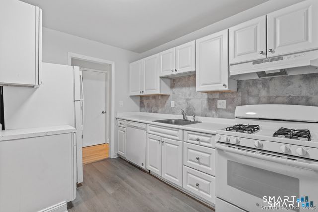 13 Hamilton Court C, Stamford, CT 06902
