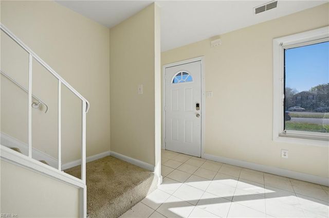 965 Clubhouse RD S, Virginia Beach, VA 23452