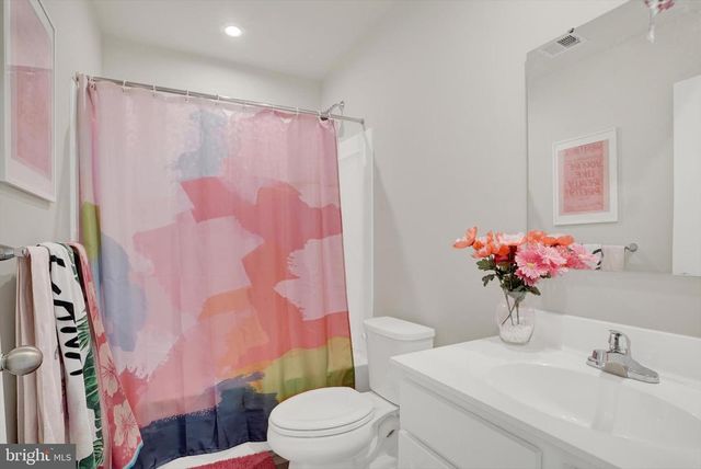 19712 PRESERVATION MEWS, Montgomery Village, MD 20886