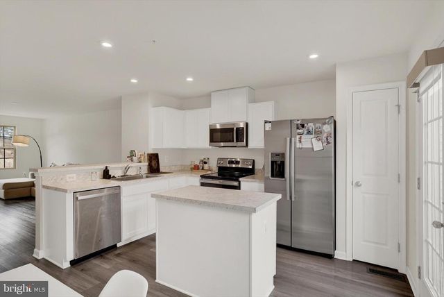 19712 PRESERVATION MEWS, Montgomery Village, MD 20886