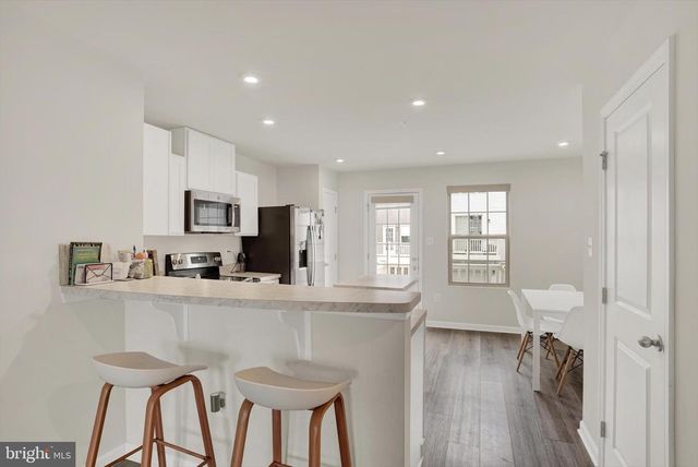 19712 PRESERVATION MEWS, Montgomery Village, MD 20886