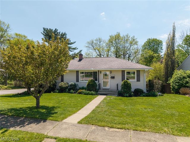 3998 Highland Drive, Mogadore, OH 44260