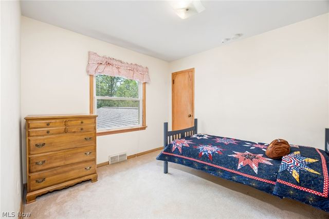 3998 Highland Drive, Mogadore, OH 44260