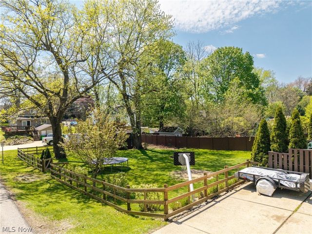 3998 Highland Drive, Mogadore, OH 44260