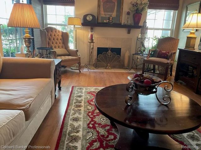 5349 Brookemonte Circle, Rochester, MI 48306