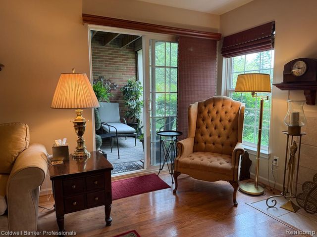 5349 Brookemonte Circle, Rochester, MI 48306