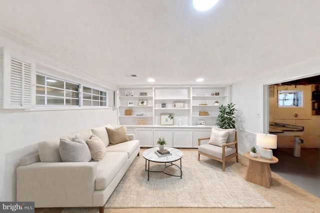 1012 LOXFORD TER, Silver Spring, MD 20901