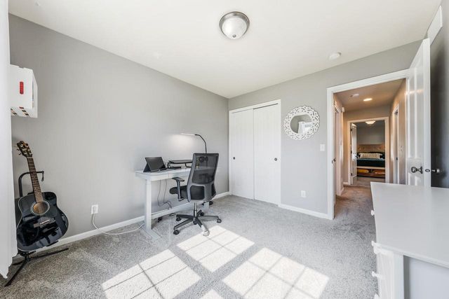 2184 W NOELLE LANE, Appleton, WI 54913