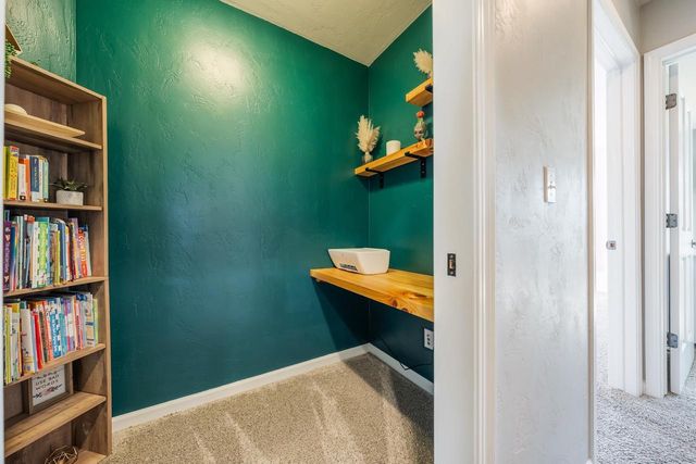 2184 W NOELLE LANE, Appleton, WI 54913