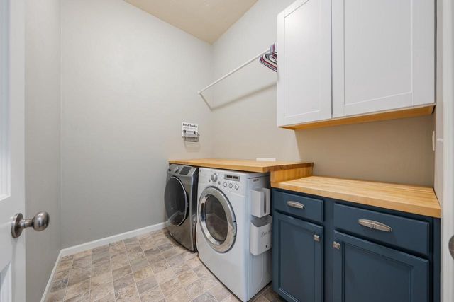 2184 W NOELLE LANE, Appleton, WI 54913