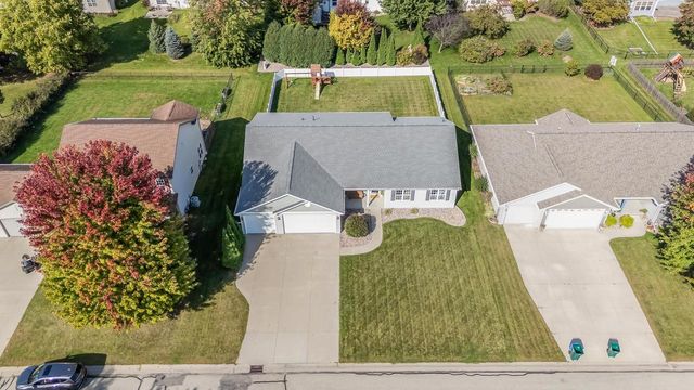 2184 W NOELLE LANE, Appleton, WI 54913