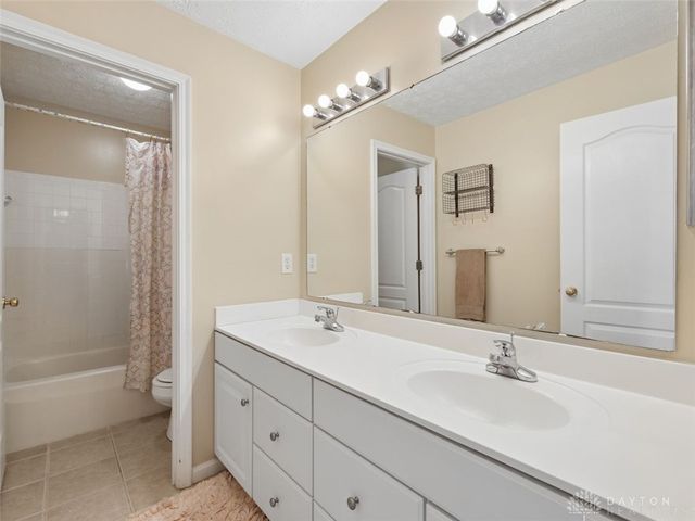 105 Stablewatch Court, Monroe, OH 45050