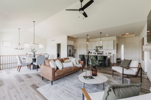 8924 Beery Place, Johnston, IA 50131