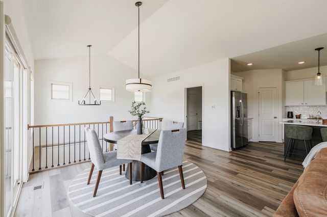 8924 Beery Place, Johnston, IA 50131