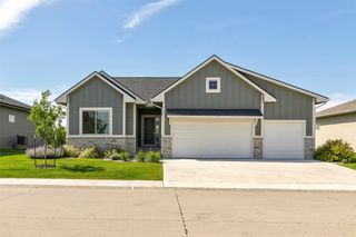 8924 Beery Place, Johnston, IA 50131