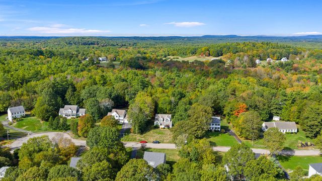 14 Hilton Drive, Newmarket, NH 03857