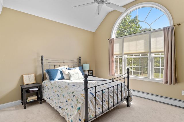 14 Hilton Drive, Newmarket, NH 03857