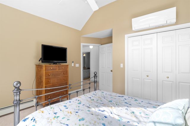 14 Hilton Drive, Newmarket, NH 03857