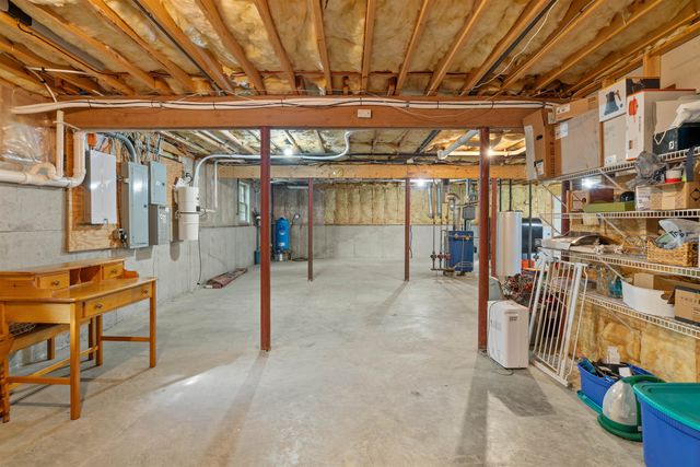 14 Hilton Drive, Newmarket, NH 03857