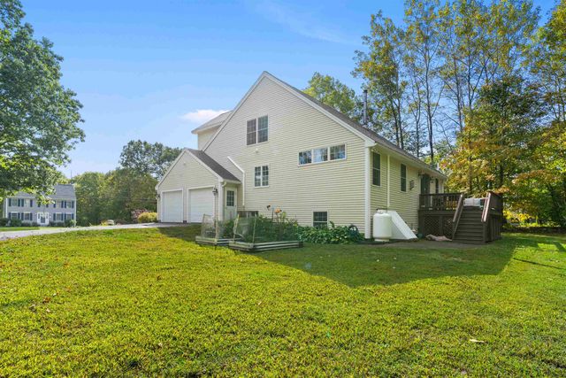 14 Hilton Drive, Newmarket, NH 03857